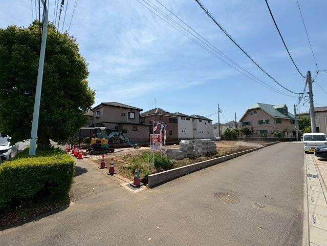 全4区画・自由設計で夢のマイホームはいかがでしょうか！花田小学校まで徒歩2分(約160ｍ)・中央中学校まで徒歩15分（約1200ｍ）！