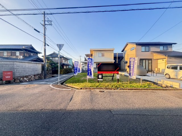 ◆土地面積39坪以上。閑静な住宅街に位置する南西角地のご紹介。