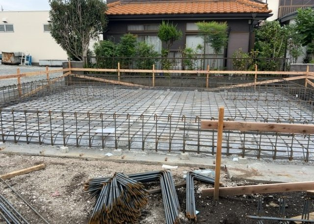 物件の詳細については、現地を見てわかること以外に、役所や法務局などで調べないとわからないことがあります。そのため、現地に行く場合は、もしこの物件を買ったらどのような生活ができるかをイメージしましょう。