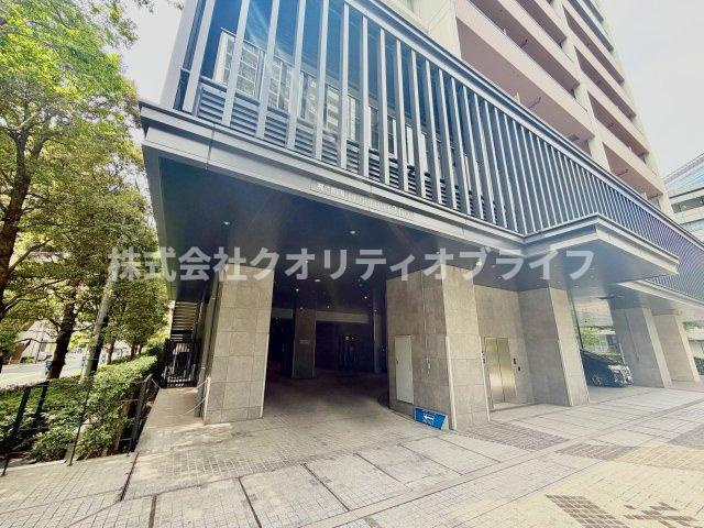 三田エリアの中心部に位置していますので、日々の買い物にも困らないです。