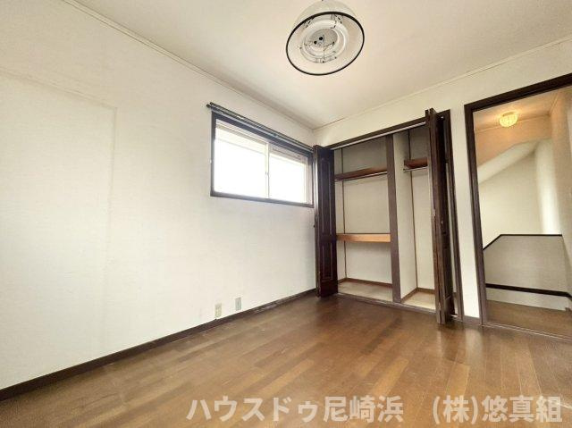 ■2階洋室　クローゼット収納