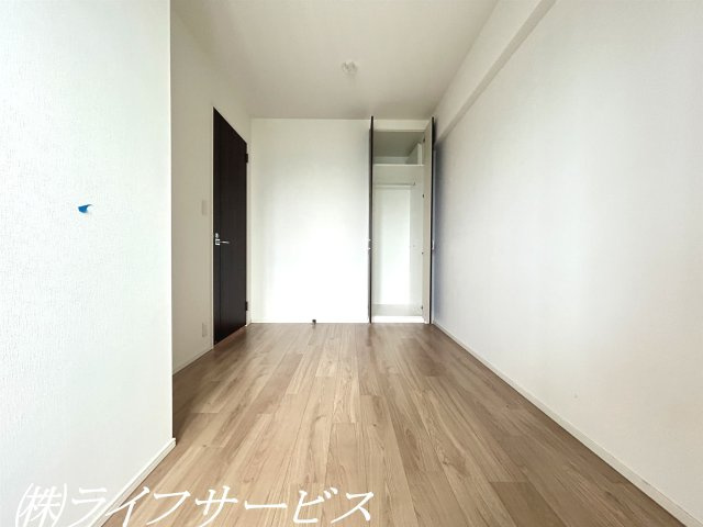 洋室5.7帖／クローゼット有