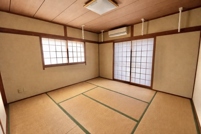 2F部分の約6.0帖和室でございます。