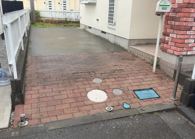 駐車場と明記されていても、最小スペースでつくられた駐車場だと大型車は駐車できなかったり、出入りしにくくなったりする可能性があります。お車のサイズと購入したい物件の駐車場のサイズを現地で確認しましょう。