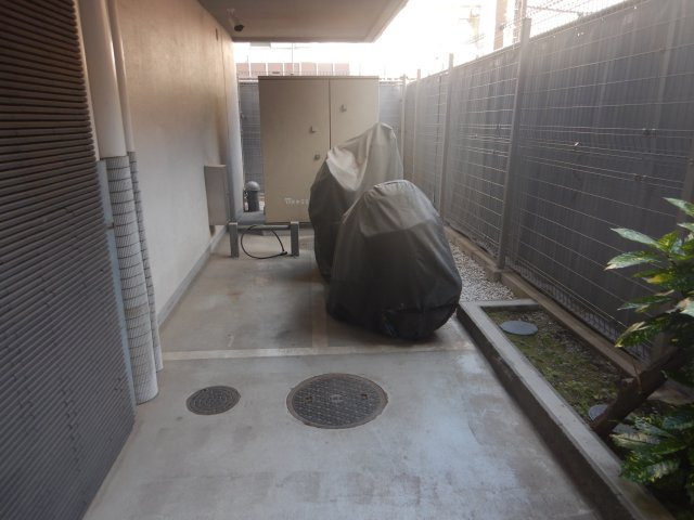 バイク置場