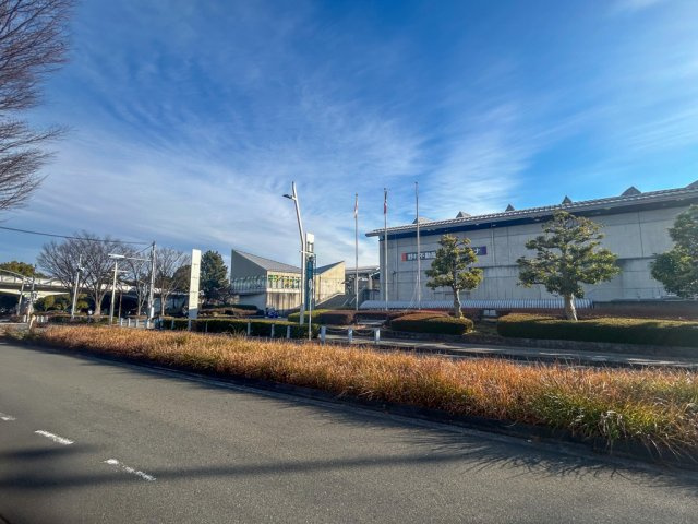 総合グラウンド、野村不動産いなぎアリーナ（稲城市総合体育館）