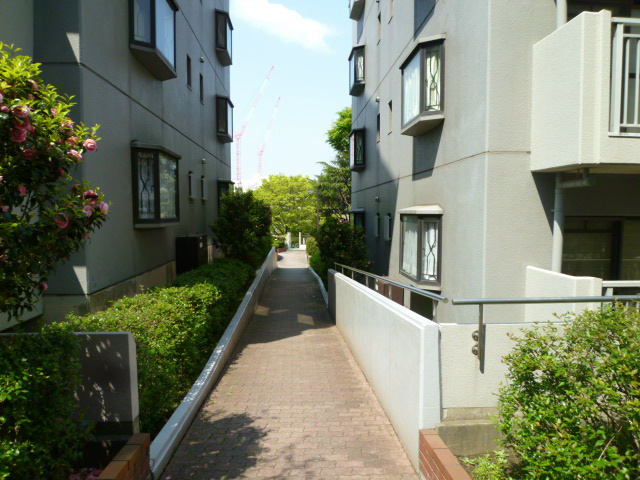 ■南側通路