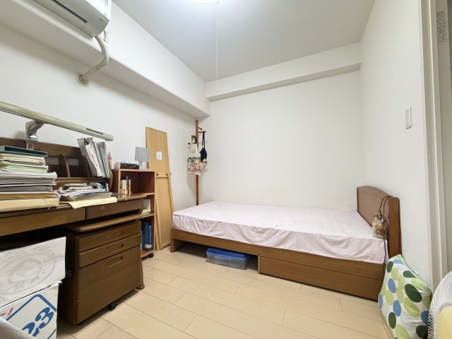 北側5.4帖洋室