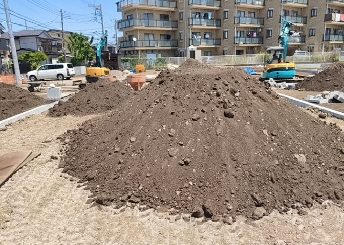 土地探しをしていると都市計画区域という言葉を目にすると思います。法律によって、都道府県知事や国土交通大臣が指定するエリアのことを指しており、都市計画区域は市街化区域と市街化調整区域に分けられています。