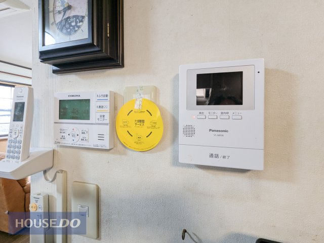 ＴＶモニタ付インターフォン　防犯設備の1つとしてご利用ください。来客者の顔が分かるのはＧＯＯＤ