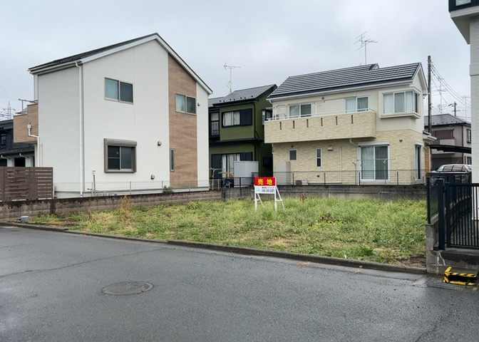 物件の詳細については、現地を見てわかること以外に、役所や法務局などで調べないとわからないことがあります。そのため、現地に行く場合は、もしこの物件を買ったらどのような生活ができるかをイメージしましょう。