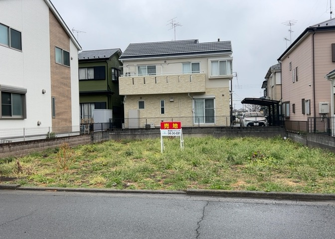 人が暮らすうえで日光は大切な要素となります。日当たりの良さは譲れないポイントですね。併せて近くに大きな建築物の建築予定がないか、あるいはそれが可能な土地が近くにないか事前に確認することもお勧めします。