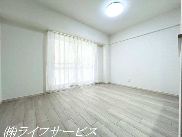 令和7年11月末室内リフォーム済！水回りも新調済につきすぐのご入居が可能です！