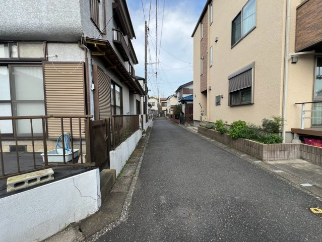 通勤通学に嬉しい東武スカイツリーライン「武里」駅徒歩5分！開放感あふれる南東角地で陽当たり良好です！
