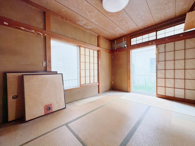 ■和室｜フローリングでは感じることのできない圧倒的な寛ぎやすさを実感してください。周りを気にせず寝そべれば心地の良い時間を過ごせます♪