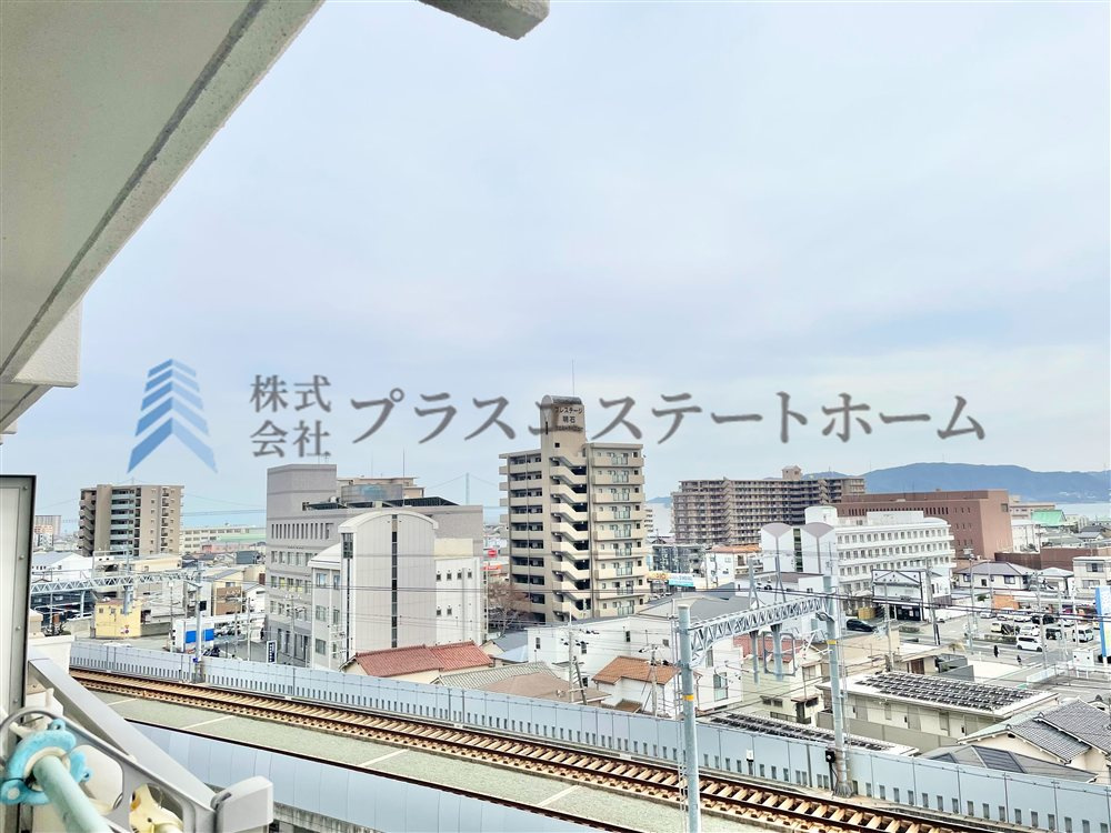 淡路島を望むオーシャンビュー♪海水面に映る朝日や夕日も絶景です♪