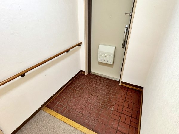 大きな玄関部分