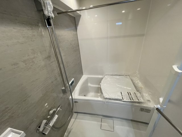 落ち着いた空間のお風呂です