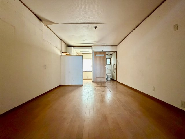 2階には2面バルコニー付きで風通しも良好です！