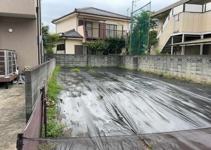 土地を買う際、住む地域の自治体や福祉の補助制度にも注目してみましょう。子供や老人の医療補助やゴミ出しのルールなど、自治体によってルールに大きな違いがあるため、暮らしやすい土地で判断するとよいでしょう。