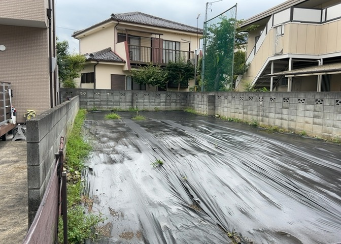 人が暮らすうえで日光は大切な要素となります。日当たりの良さは譲れないポイントですね。併せて近くに大きな建築物の建築予定がないか、あるいはそれが可能な土地が近くにないか事前に確認することもお勧めします。