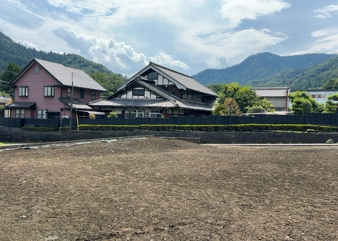 最寄り駅が近いなどの交通アクセスが良い土地だと暮らしやすいですよね。通勤・通学の観点から土地を選ぶことも大切です！自身や家族のライフワークからあったの物件を探しましょう！当社営業がお力になります！