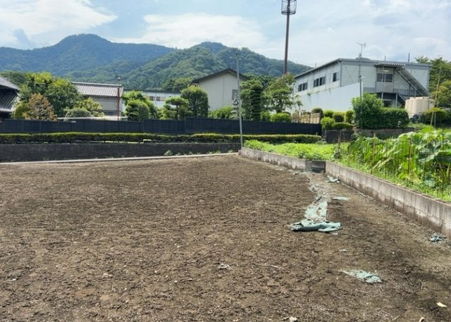 土地探しをしていると都市計画区域という言葉を目にすると思います。法律によって、都道府県知事や国土交通大臣が指定するエリアのことを指しており、都市計画区域は市街化区域と市街化調整区域に分けられています。