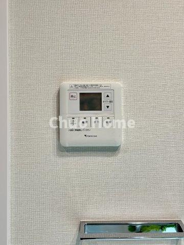 【浴室乾燥機】ミストサウナ・暖房・冷風・換気・乾燥が可能です。毎日を快適に過ごせるうれしい機能が揃っています。雨の日の洗濯物も安心です。