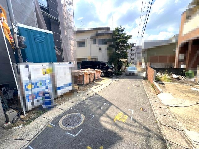 現地写真。前面道路です。