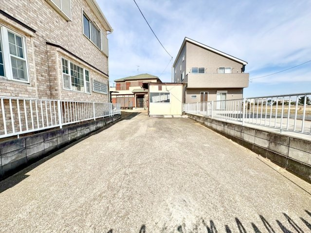 暮らしにゆとりをもたらすお庭スペース。家庭菜園やガーデニングも楽しめます。