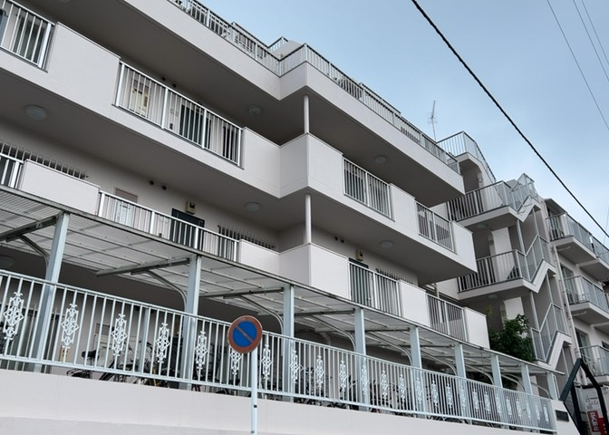 ＳＲＣ造は強度や耐震性の面でもRC造と比べて優れています。そのため、10階建以上の高層または超高層マンションなどの建築にも多く採用されています。柱や梁などのサイズが小さくても高い耐震性を確保できます。