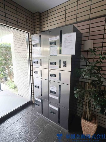 時間を気にせず荷物を受け取れる宅配ボックス