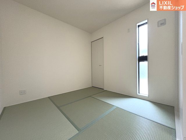 同仕様写真（内観）