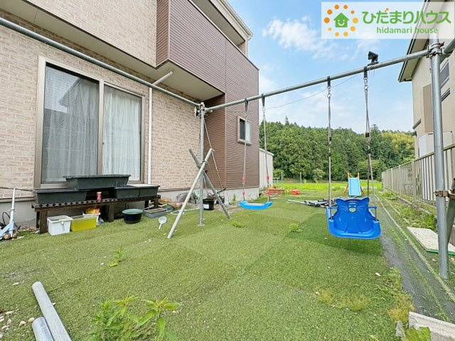 お庭付物件になります！お庭遊びや、プールなどお子様も大喜び(^^)