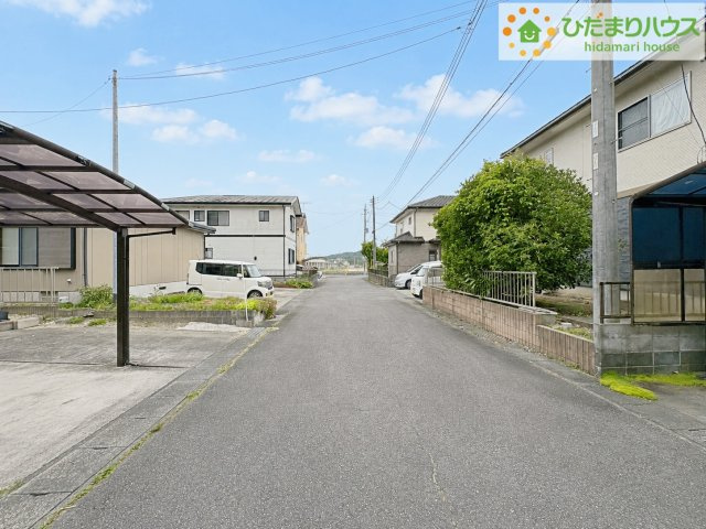 小中学校が近く、お子様の通学も安心♪