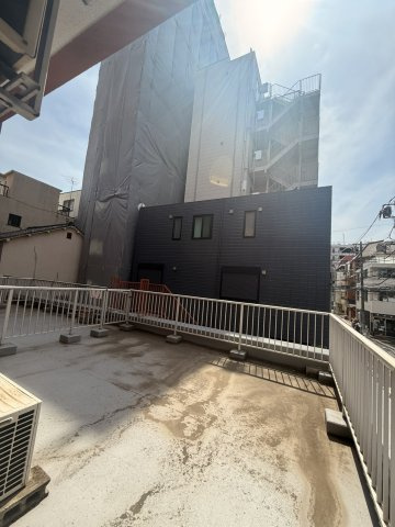 広々とした20.27ｍ2のルーフバルコニー付