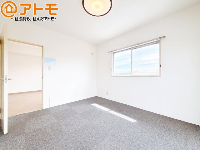 お子様のお友達が遊びに来た時も、子供部屋があると楽しく過ごせますね♪