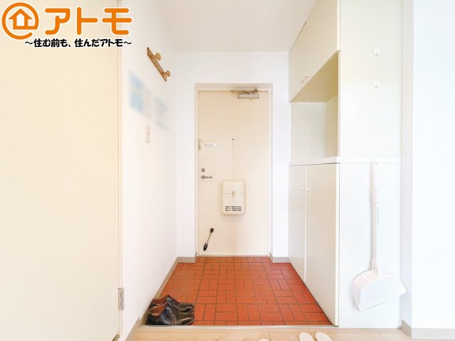 玄関は収納付きで使い勝手良好♪見た目もすっきり♪