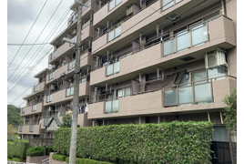 グリーンコーポ多摩ニュータウン南大沢の外観