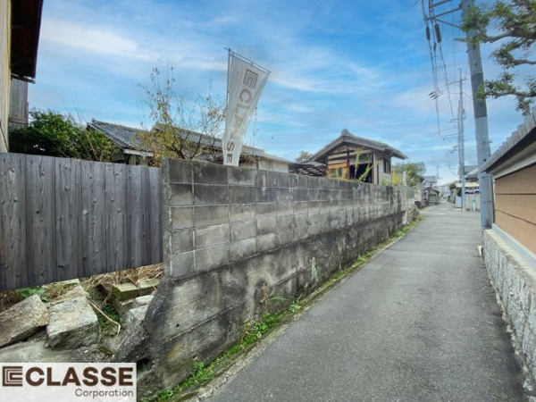 【京田辺市東古森　売土地の前面道路含む現地写真】
