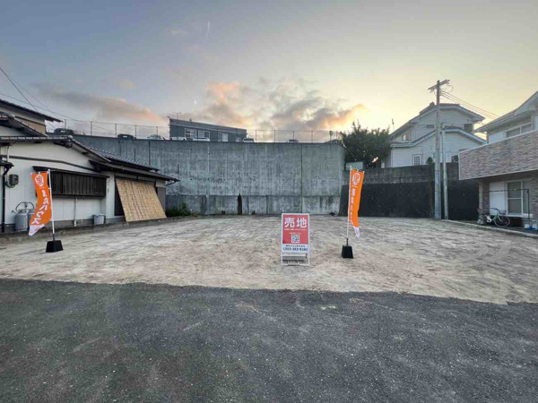 【向佐野一丁目の外観】