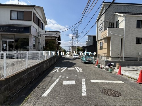 厚木市鳶尾2丁目　新築一戸建て　全2棟