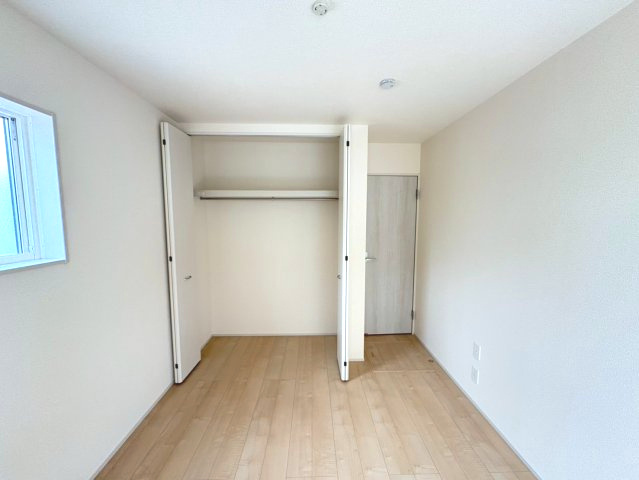 全居室収納付きで、お部屋がすっきり片付きます。