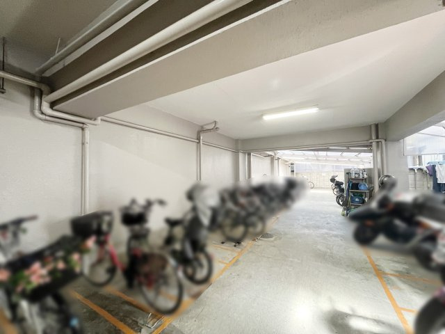 敷地内駐輪場・バイク置き場