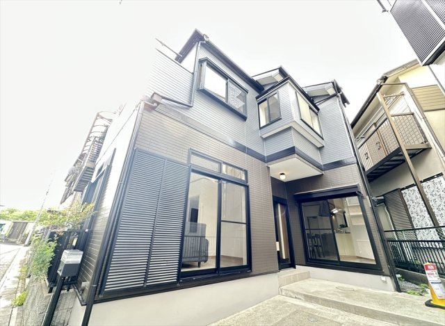 外観：311002338526