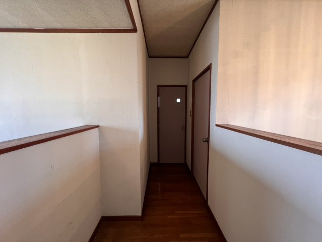 2Fホール