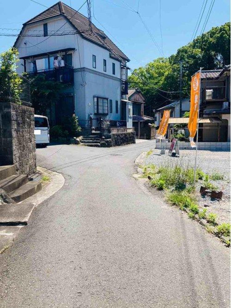 【藤田一丁目の前面道路含む現地写真】