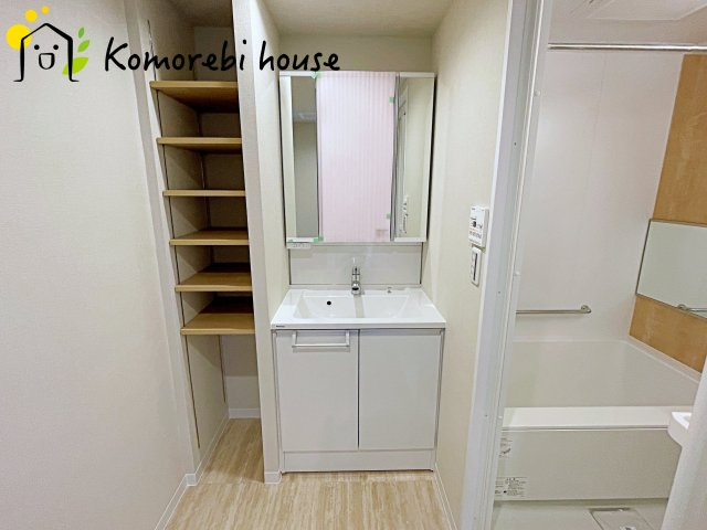 使いやすい独立洗面台です