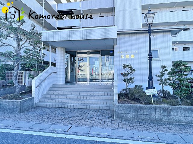 毎日通るエントランスはこのようになっています