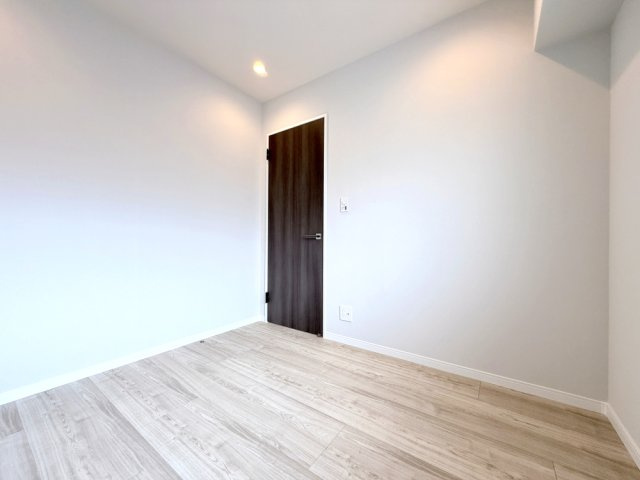 【洋室約4.5帖】